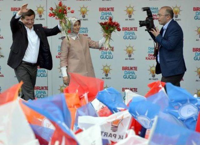 Davutoğlu: Muş'un Lalesini Sembol, Barış Dilini Egemen Kılalım