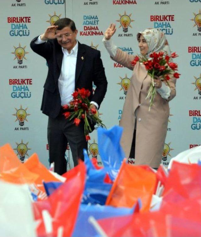 Davutoğlu: Muş'un Lalesini Sembol, Barış Dilini Egemen Kılalım