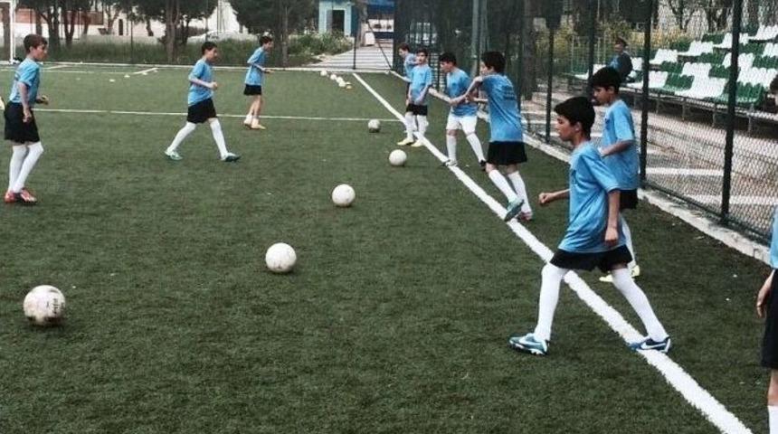 Yunusemre Belediyespor Altyapıya &Ouml;nem Veriyor