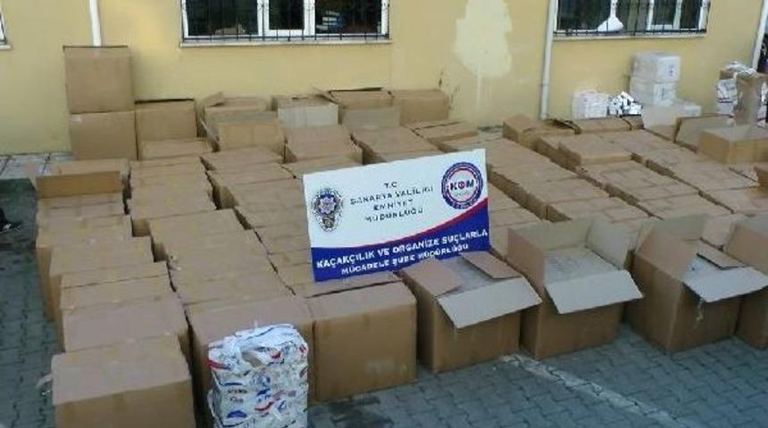 Tır'da 91 Bin Paket Ka&ccedil;ak Sigara Ele Ge&ccedil;irildi