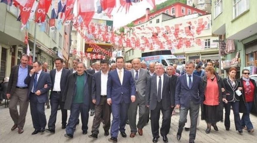 Şalpazarı&rsquo;nda Cora&rsquo;ya Sevgi Seli