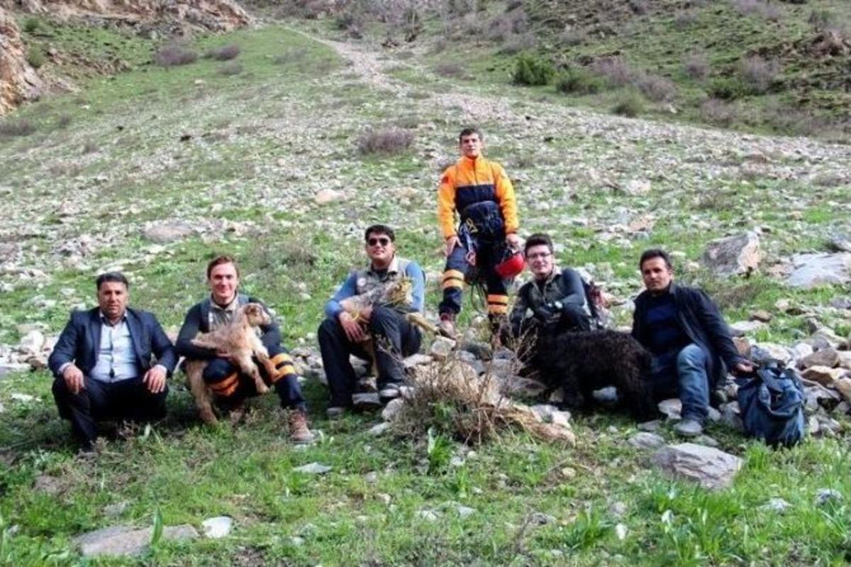 Dağda Mahsur Kalan Ke&ccedil;iler, Afad Ekipleri Tarafından Kurtarıldı