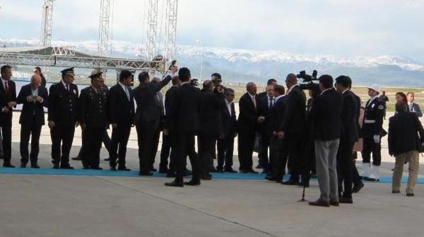 Davutoğlu: Muş'un Lalesini Sembol, Barış Dilini Egemen Kılalım (2)