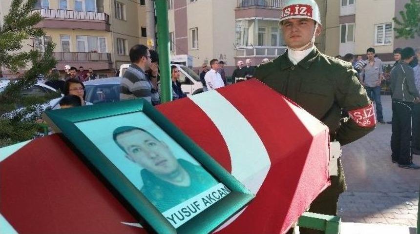 Şehit Asker Bolu&rsquo;da Toprağa Verildi