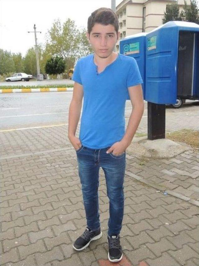 Kardeşleriyle Birlikte Girdiği Denizde Boğuldu 3