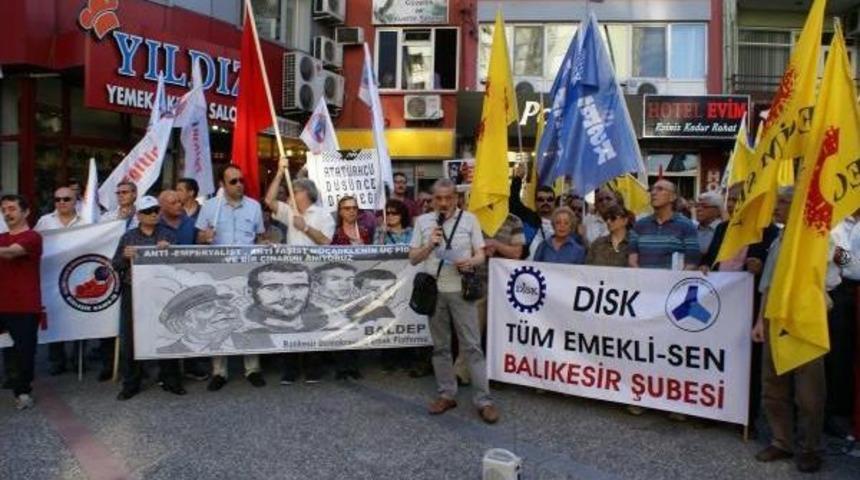 &Uuml;&ccedil; Fidan Balıkesir'de Anıldı