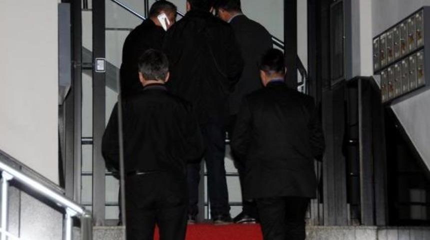 Hakkında G&ouml;zaltı Kararı Alınan Savcı Aziz Tak&ccedil;ı Evinde Bulunamadı