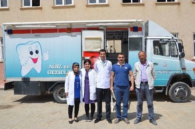 Durankaya Beldesin&rsquo;deki &Ouml;ğrenciler Diş Taramasından Ge&ccedil;irildi 1