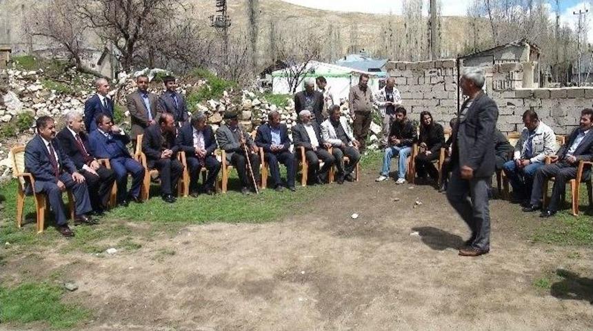 Abdurrahim Fırat Hınıs&rsquo;ta Destek Turunda...