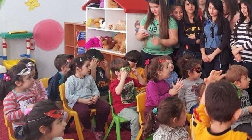 Umurlulu &Ouml;ğrenciler Hem K&uuml;&ccedil;&uuml;kleri Hem De B&uuml;y&uuml;kleri Sevindirdi