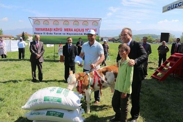 Yayakbaşı K&ouml;y&uuml; Merası D&uuml;zenlenen T&ouml;renle A&ccedil;ıldı 1