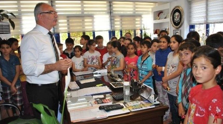 &Ouml;ğrencilerden Başkan Kaleye Ziyaret