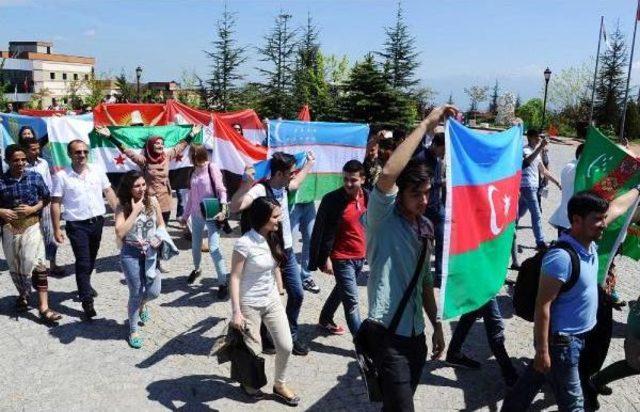 Kocaeli Üniversitesi'nde Uluslararası Öğrenci Buluşması