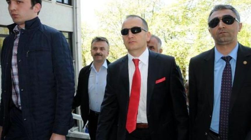 Mit Tır'larının Aranmasıyla Ilgili Olarak Savcı Aziz Tak&ccedil;ı Evinde G&ouml;zaltına Alındı- Yeniden