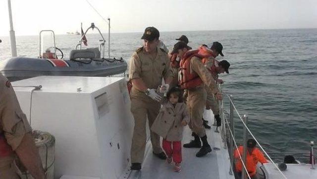  alo-158 Sahil G&uuml;venlik İhbar Hattı nı Aradı, 174 Kişinin Hayatını Kurtardı 3