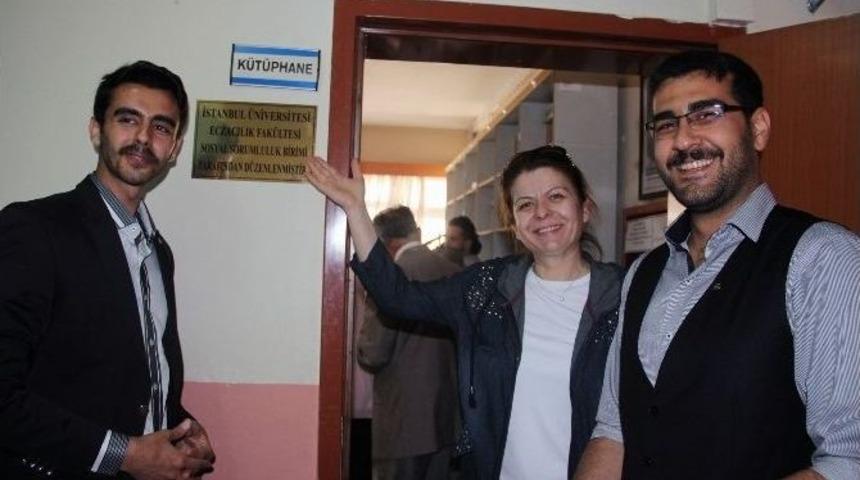 Eczacılık Fak&uuml;ltesi&rsquo;nden İmam Hatip&rsquo;e Kitap Yardımı