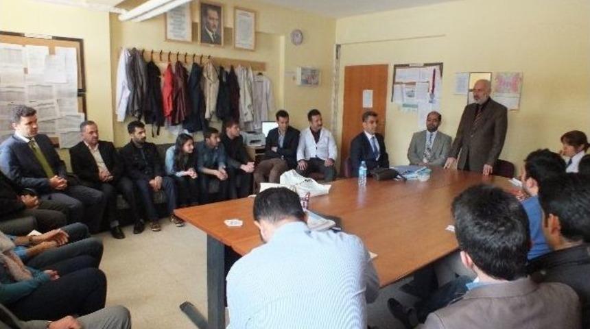 M&uuml;ft&uuml; Arvas&rsquo;tan Okul Ziyareti