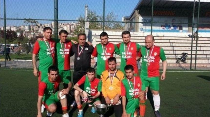 Memorıal Futbol Turnuvasında Diyarbakır&rsquo;a 2.&rsquo;lik Kupası