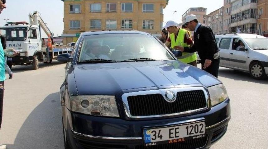 Otistik &Ccedil;ocuklardan Vali Cebiroğlu&rsquo;na "emniyet Kemeri" Uyarısı