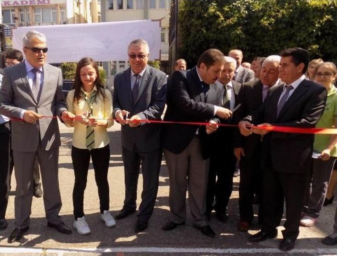 &rsquo;4006 T&uuml;bitak Bilim Fuarı&rsquo; Edremit K&ouml;rfez Anadolu Lisesi&rsquo;nde A&ccedil;ıldı
