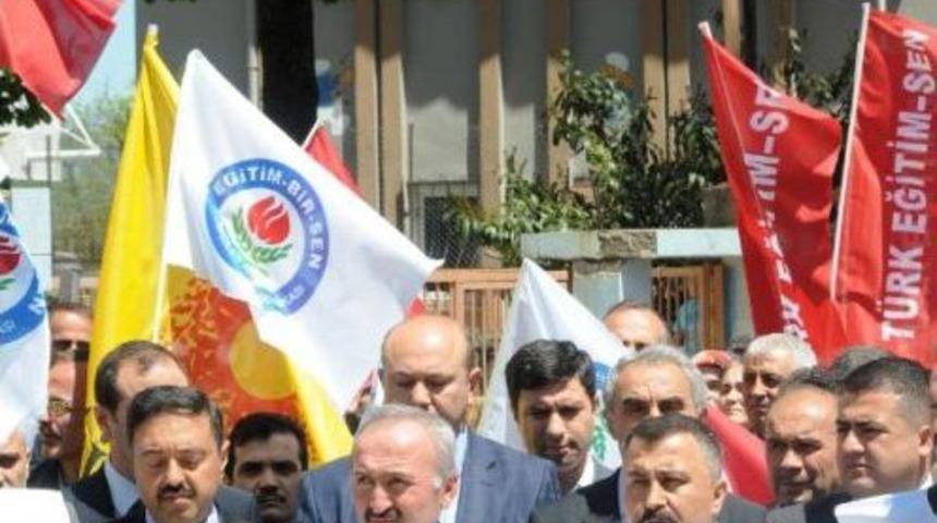 Giresun&rsquo;Da Okul M&uuml;d&uuml;r&uuml;ne Saldırı Kınandı