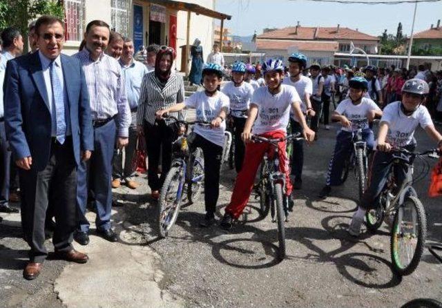 Ölen Madenciler Bisiklet Turu Ve Resim Sergisiyle Anıldı