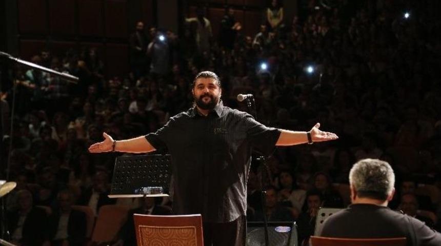 Geleneksel Arguvan T&uuml;rk&uuml; G&uuml;nlerine İlgi B&uuml;y&uuml;kt&uuml;