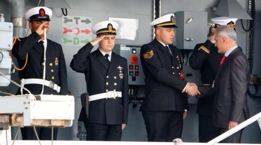 Hayalet Gemi "tcg B&uuml;y&uuml;kada" Idef Fuarında