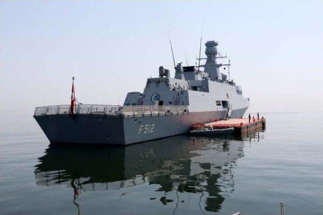 Hayalet Gemi "tcg Büyükada" Idef Fuarında 3