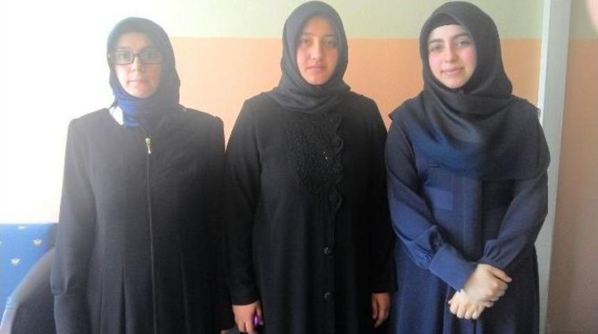 Okuduğu Kitaptan Etkilenip Okulunda Yarışma D&uuml;zenledi