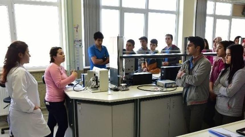 Atat&uuml;rk Anadolu Lisesi&rsquo;nden As&uuml;&rsquo;ye Eğitim Gezisi