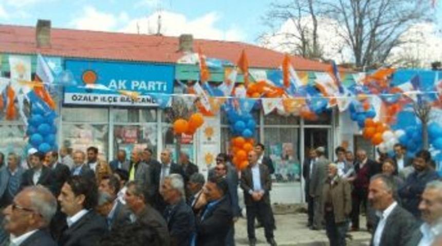 Ak Parti &Ouml;zalp Ve Saray&rsquo;da Se&ccedil;im B&uuml;rolarını A&ccedil;tı