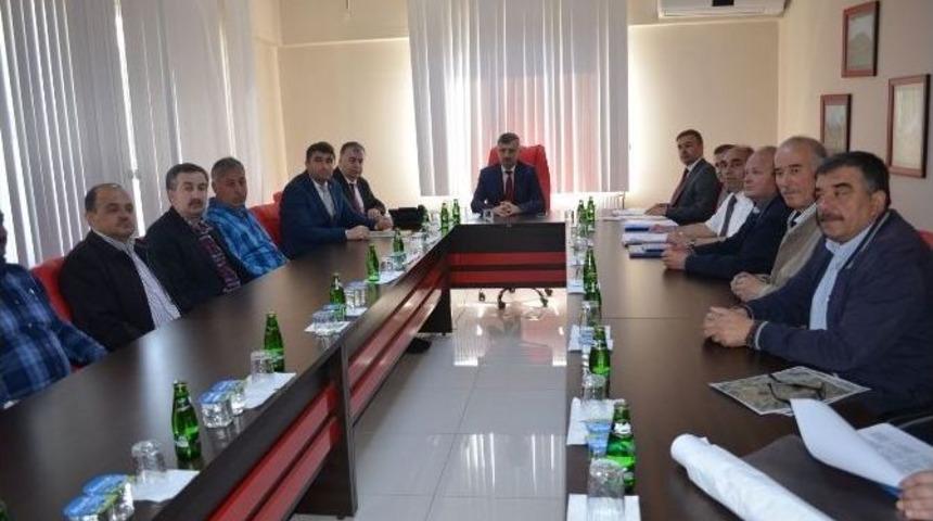 Kula Deri Sanayi B&ouml;lgesi M&uuml;teşebbis Heyeti, Vali Bektaş Başkanlığında Toplandı