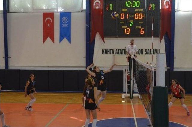 Voleybol Grup Müsabakaları Sona Erdi