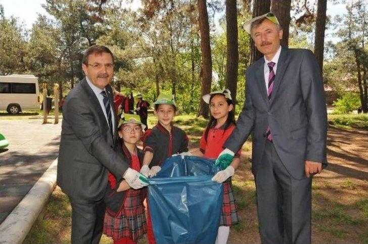 Öğrencilerden Temiz Çevre Kampanyasına Destek G1