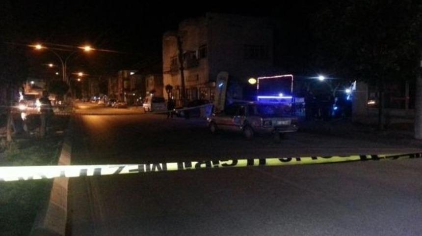 Sakarya&rsquo;da Bı&ccedil;aklı Kavga: 2 Yaralı