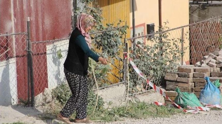 Mahalleliden Asfalt Eylemi