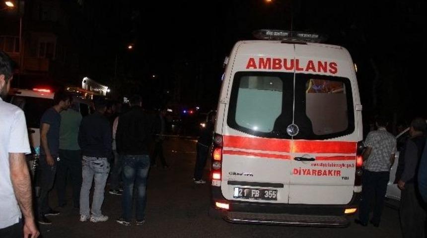 Diyarbakır&rsquo;da &Ccedil;im Kavgası: 3 Yaralı