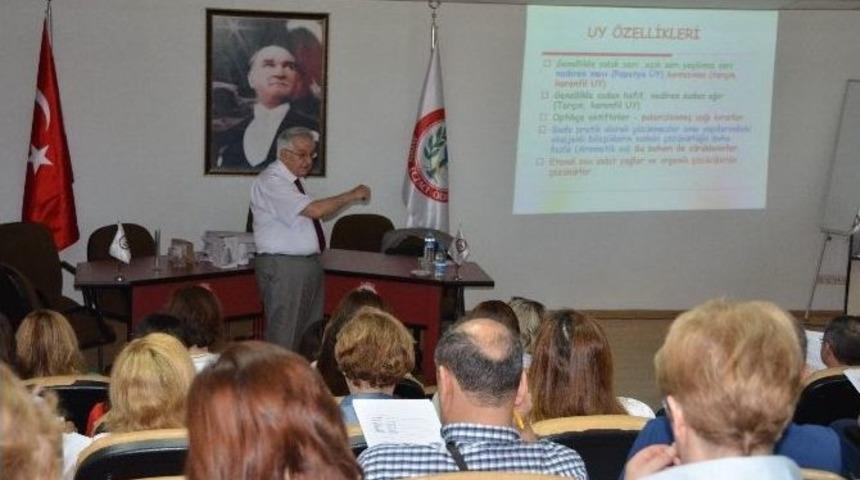 Eczacılar Meslek İ&ccedil;i Eğitimlere Aralıksız Devam Ediyor