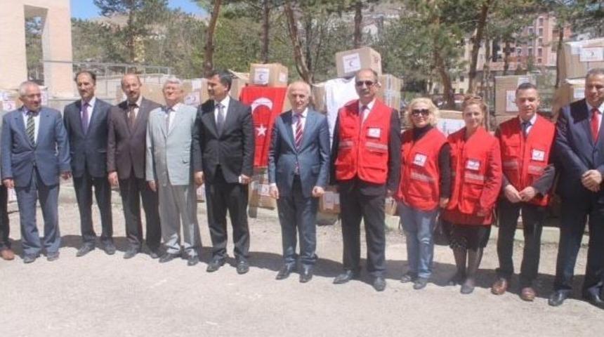 Kızılay&rsquo;dan Bayburt&rsquo;taki &Ouml;ğrencilere Yardım