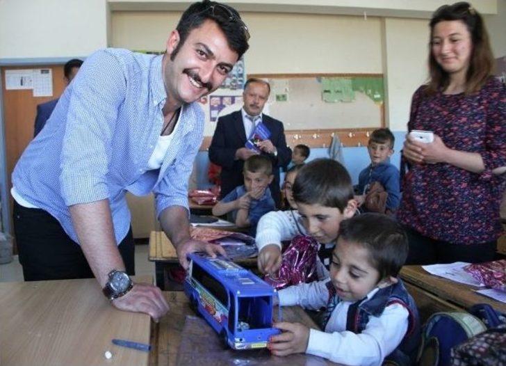 (özel Haber) - Güvenlik Görevlisinden Anlamlı Kampanya G3