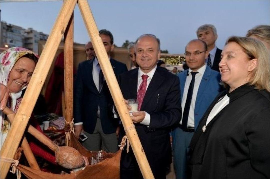 Yıl Sonu Sergisi Renkli G&ouml;r&uuml;nt&uuml;lere Sahne Oldu