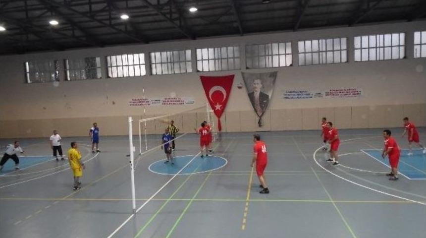 Kaymakamlık Voleybol Turnuvası Başladı