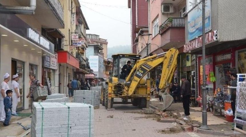 Kozlu Belediye Caddesi Yenileniyor