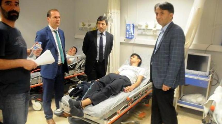 Yalova&rsquo;Da 42 Lise &Ouml;ğrencisi Gıda Zehirlenmesi Ş&uuml;phesiyle Hastaneye Kaldırıldı