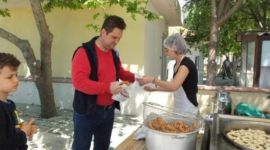 Burhaniye&rsquo;de Lokma Sezonu A&ccedil;ıldı