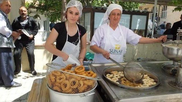 Burhaniye’de Lokma Sezonu Açıldı