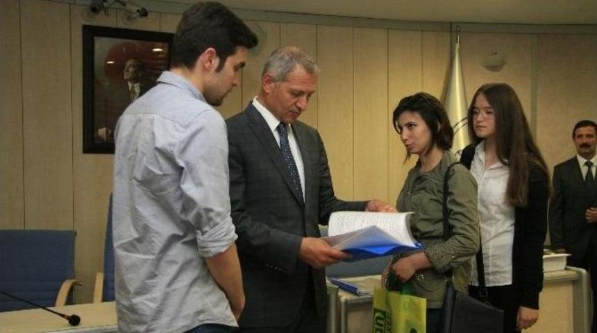 Gen&ccedil;lerin Hedefi Sakarya&rsquo;yı Kitap Okuma Başkenti Yapmak