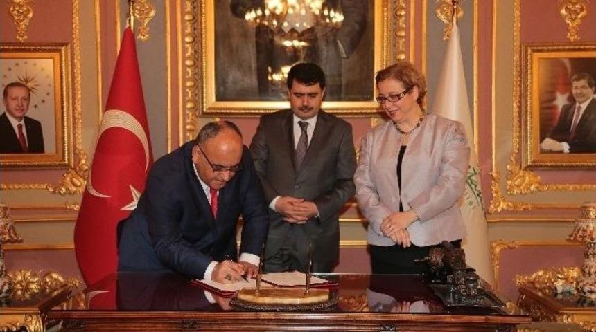 &Uuml;mraniye Belediyesi İle İstanbul Valiliği Arasında Protokol İmzalandı
