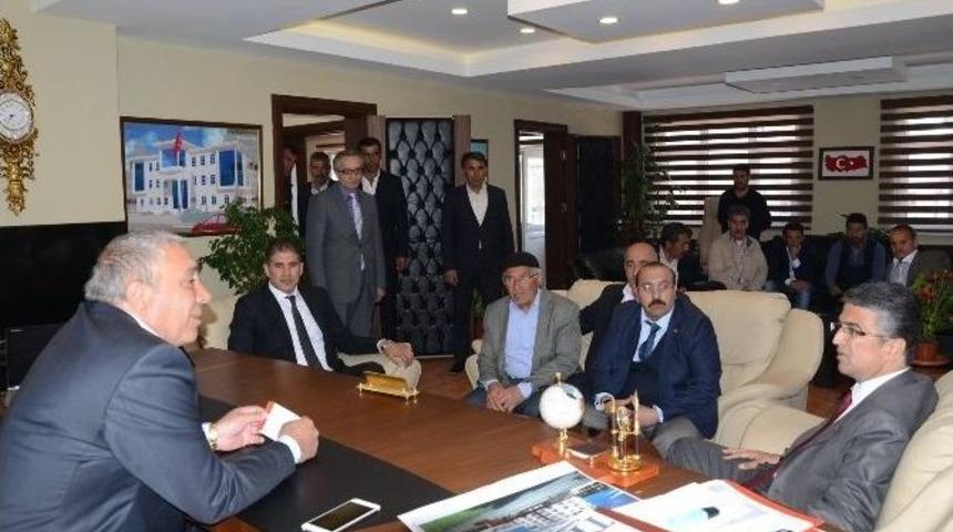 &Ccedil;at Belediye Başkanı Kılı&ccedil;, Mhp&rsquo;nin Milletvekili Adaylarını Konuk Etti